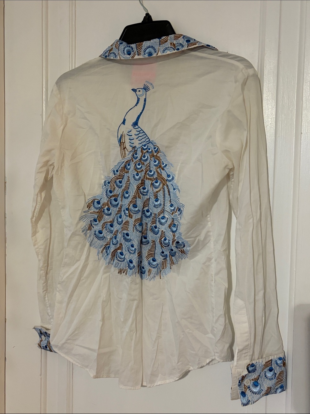 Peacock Embroidered Button-Down Shirt - White & Blue